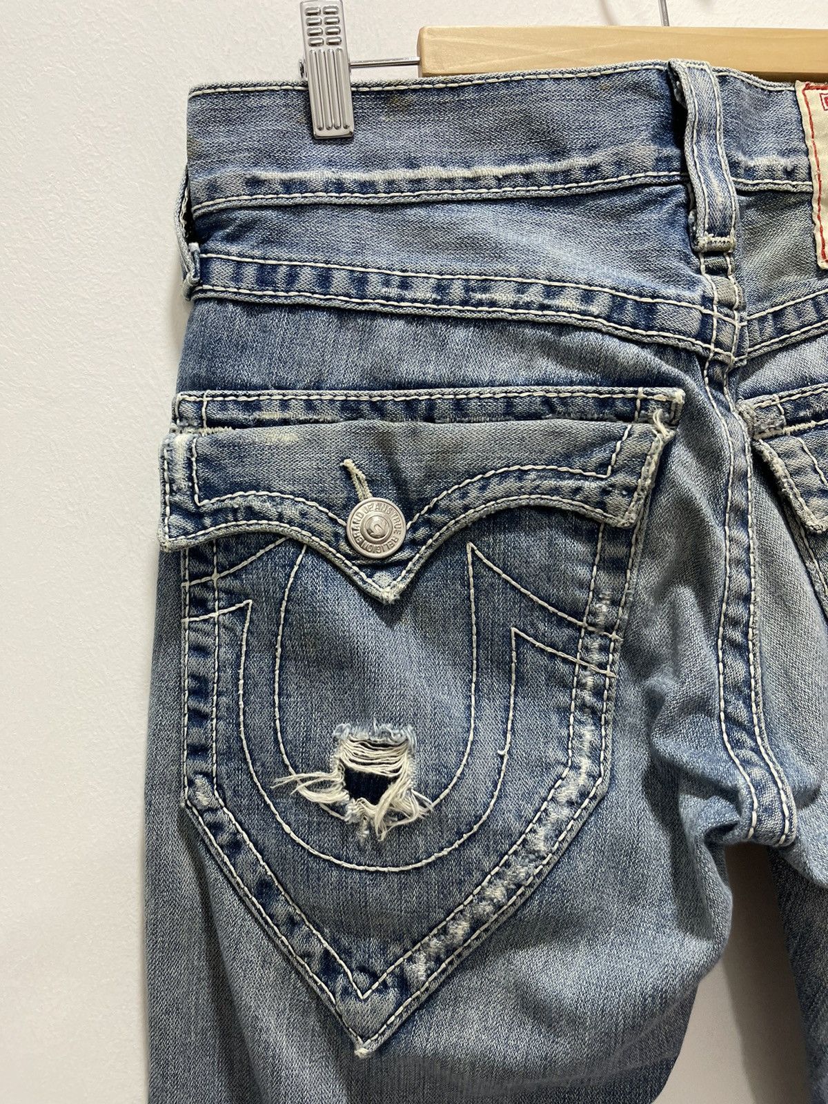 True Religion TRUE RELIGION BOOTCUT DISTRESSED JEANS MADE IN USA Size US 29 - 9 Thumbnail