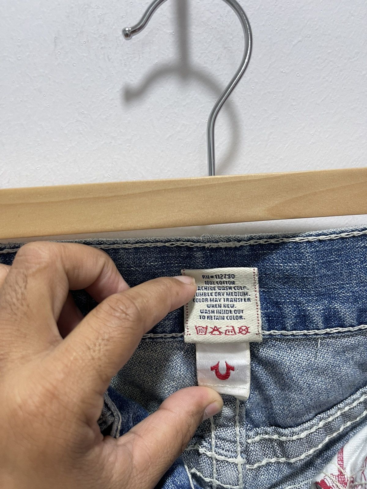 True Religion TRUE RELIGION BOOTCUT DISTRESSED JEANS MADE IN USA Size US 29 - 16 Thumbnail