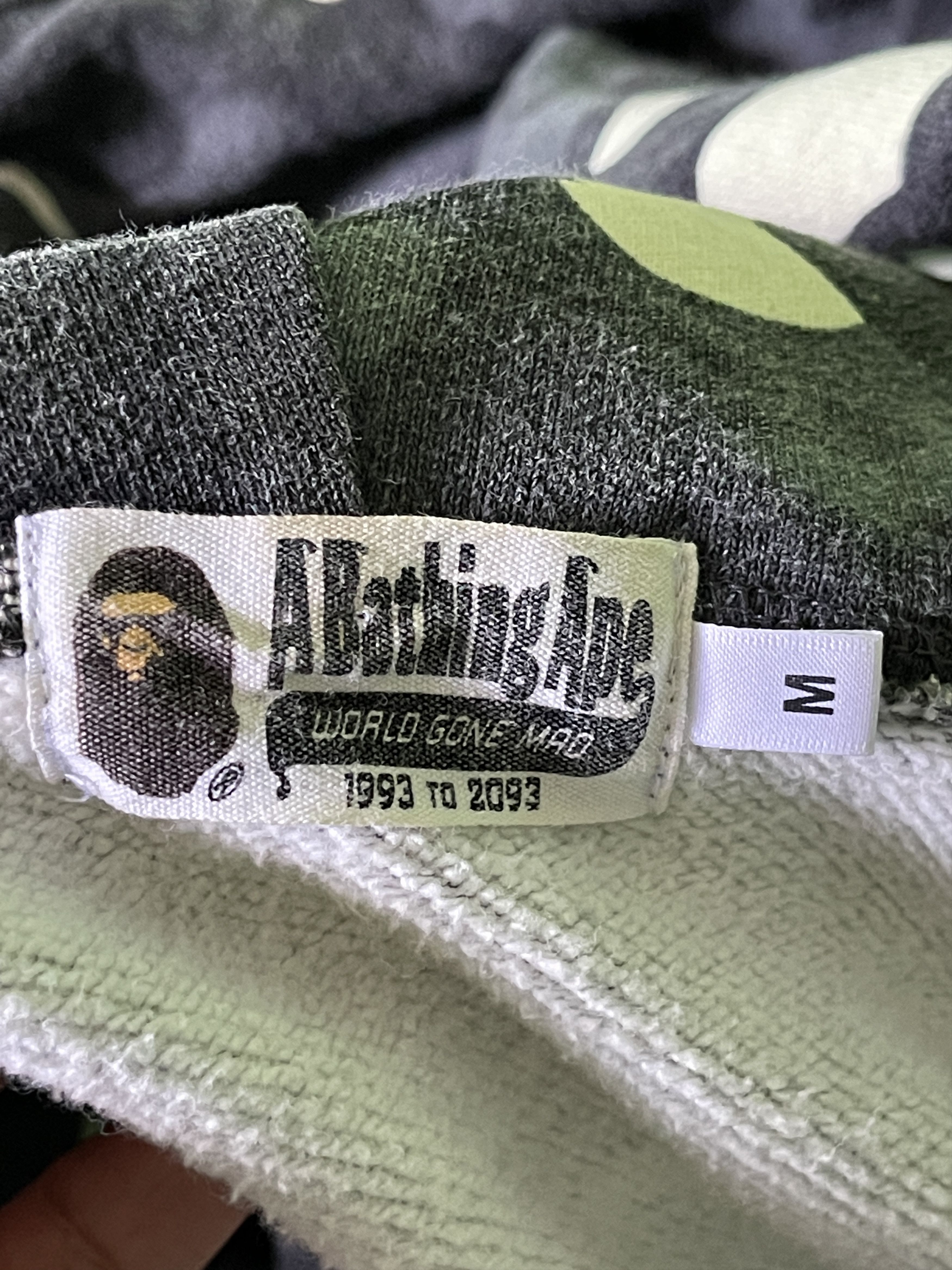 Bape Hoodie Bape shark Black City Camo GITD Size US M / EU 48-50 / 2 - 13 Thumbnail