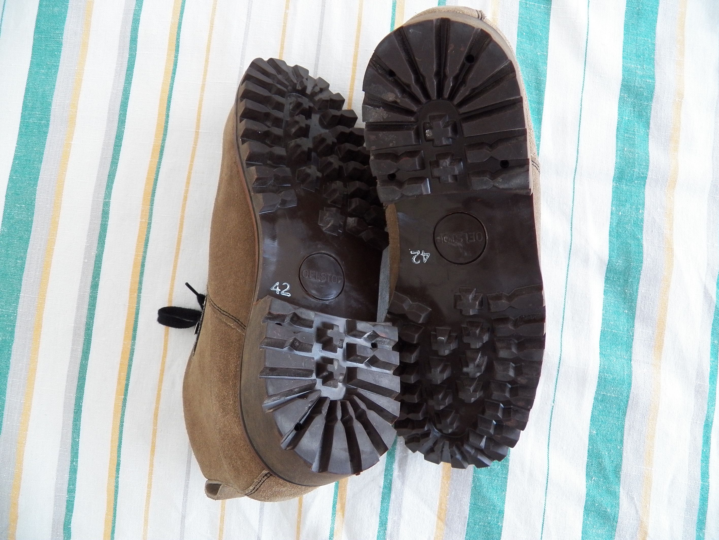 Vintage Minerva Swiss Work Hiking Boots Tan Suede Leather Steel Toe Size US 9 / EU 42 - 6 Thumbnail