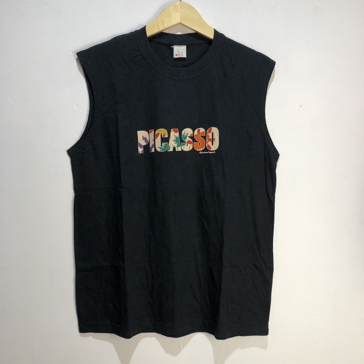 Vintage Picasso Bouquet Of Peace T-Shirt