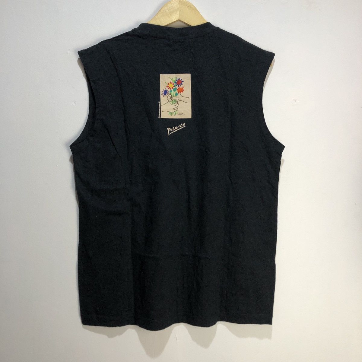 Other Vintage Picasso Bouquet Of Peace T-Shirt Size US L / EU 52-54 / 3 - 1 Thumbnail