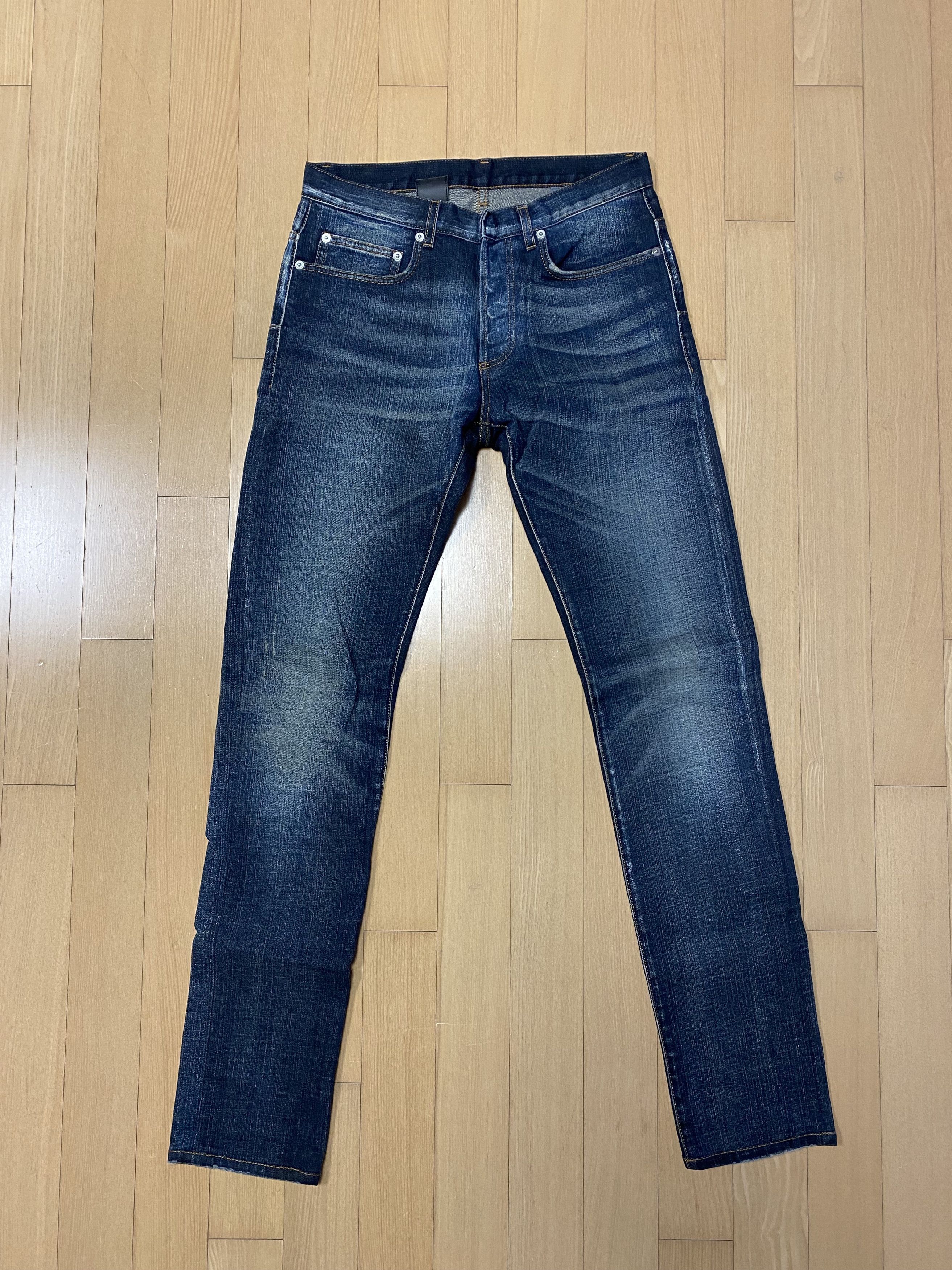 dior homme AW11 CARBON COPY w30 ジーンズ dior homme AW11 CARBON COPY w30 ジーンズ