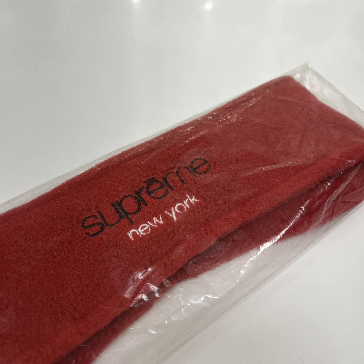 Supreme Supreme Polartec Headband Red Size ONE SIZE - 2 Thumbnail