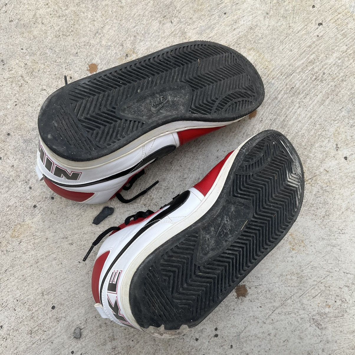 Nike × Vintage Nike Terminator Hi 2008 - Chicago Size US 8 / EU 41 - 10 Thumbnail