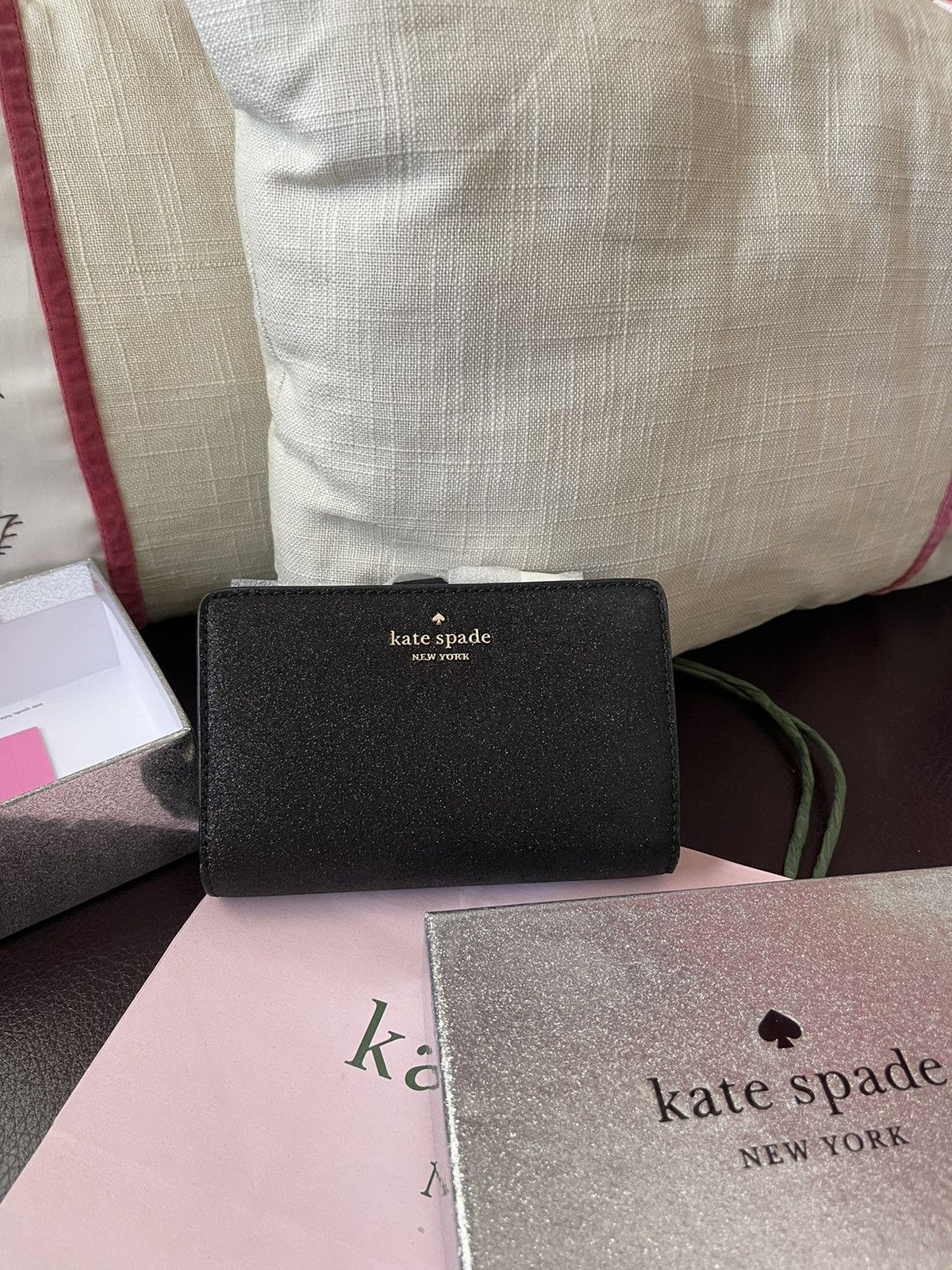 Kate Spade Diamond Glitter Gift Boxed Medium Compact Wallet