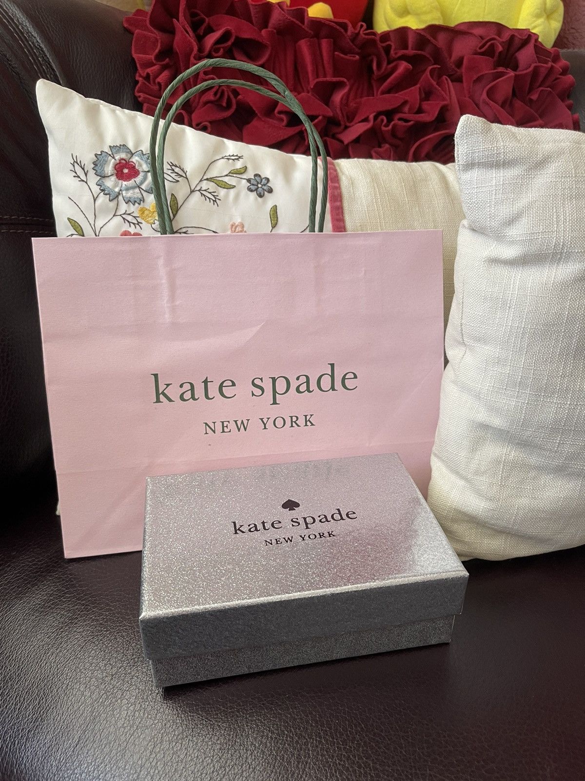 Kate Spade Diamond Glitter Gift Boxed Medium Compact Wallet