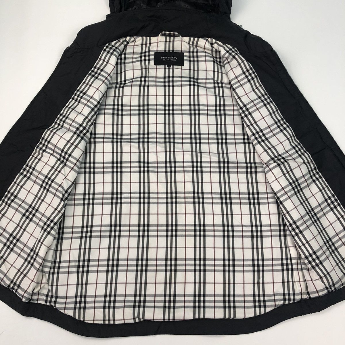 Burberry BURBERRY BLACK LABEL SLEEVELESS VEST Size US L / EU 52-54 / 3 - 10 Thumbnail