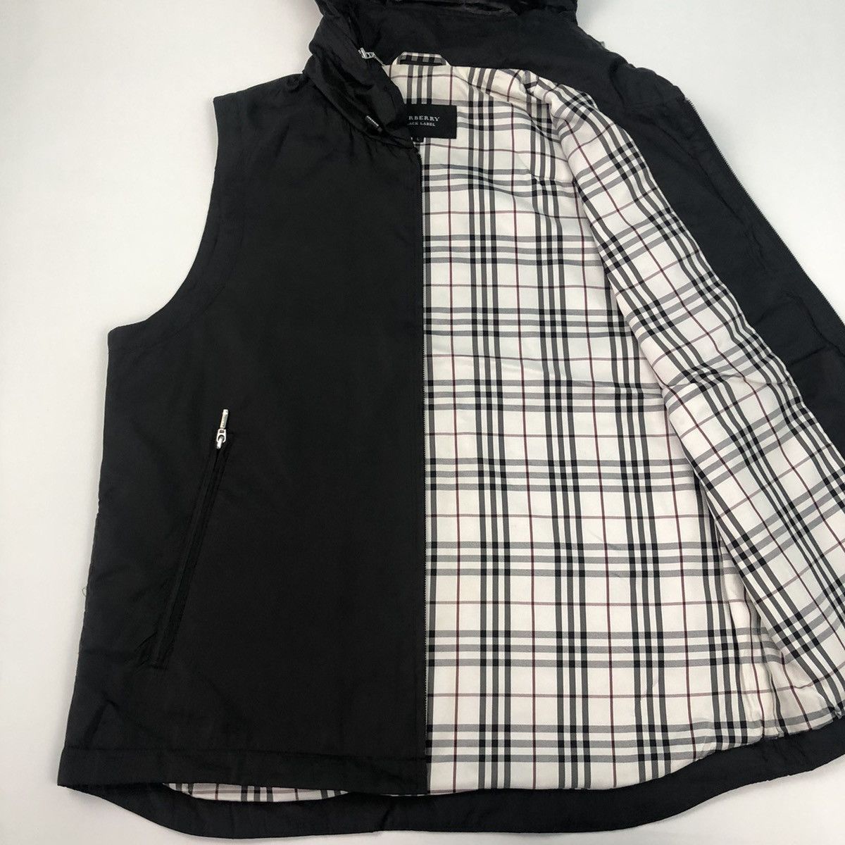 Burberry BURBERRY BLACK LABEL SLEEVELESS VEST Size US L / EU 52-54 / 3 - 9 Thumbnail