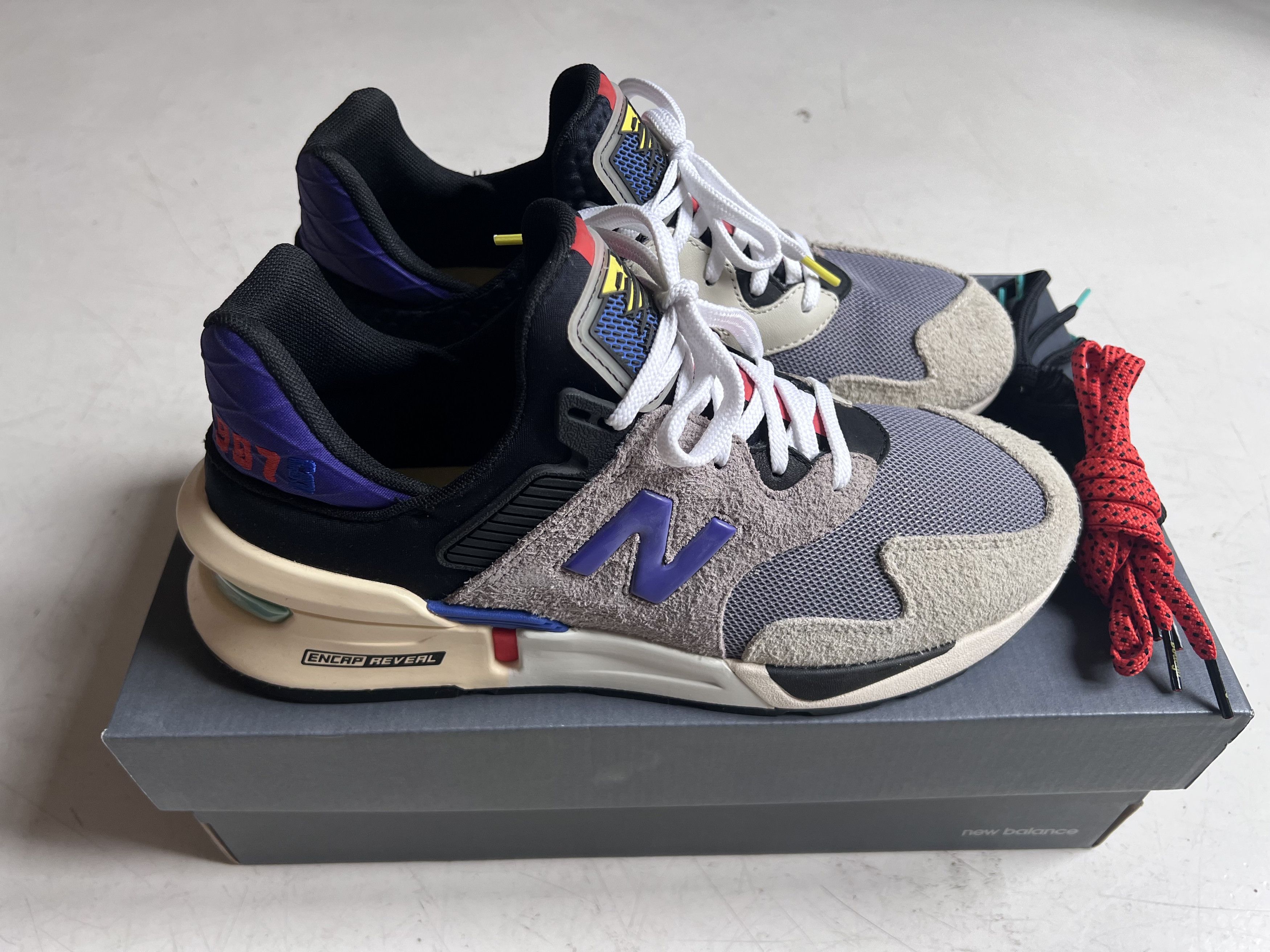 New balance 997 bodega best sale