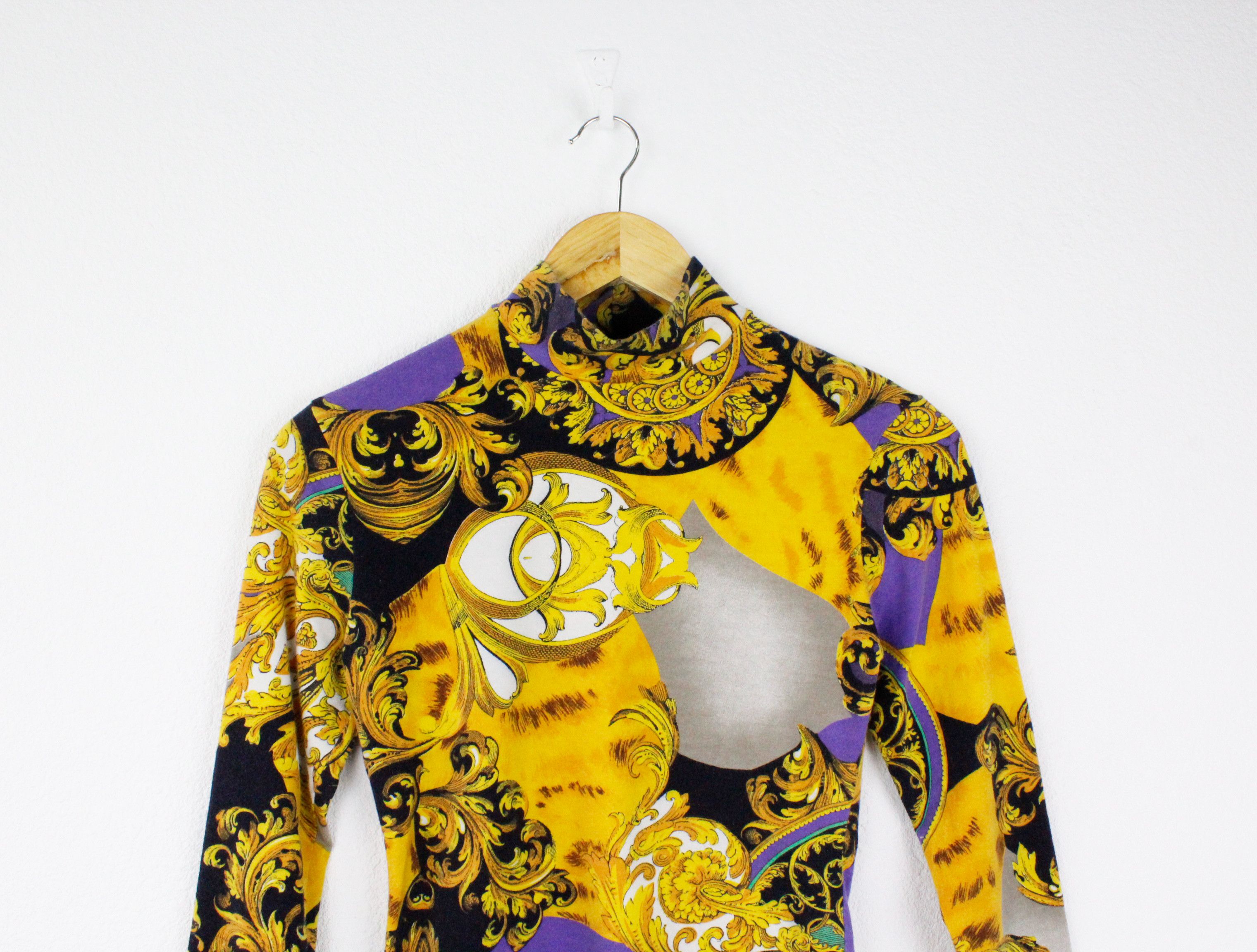 MCM × Vintage Womens Vintage MCM Golden Baroque Printed Pullover Top Size M / US 6-8 / IT 42-44 - 2 Thumbnail