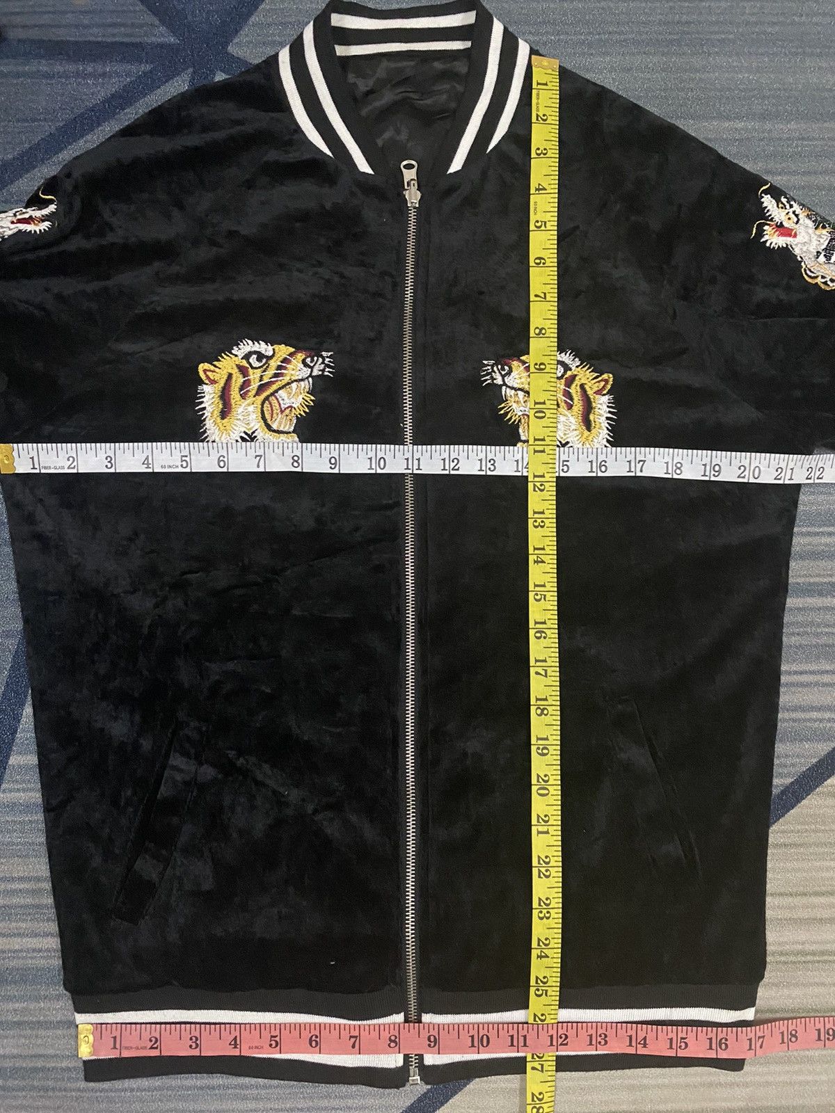 Japanese Brand × Velvet SUKAJAN EMBROIDED 2 ELEMENTS RIVERSIBLE VELVET JACKET Size US M / EU 48-50 / 2 - 9 Thumbnail