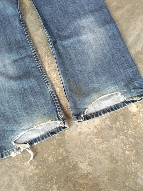 Levi's Vintage Levi's 501 Rusty Wash Straight Leg Distressed Jeans Size US 36 / EU 52 - 3 Thumbnail