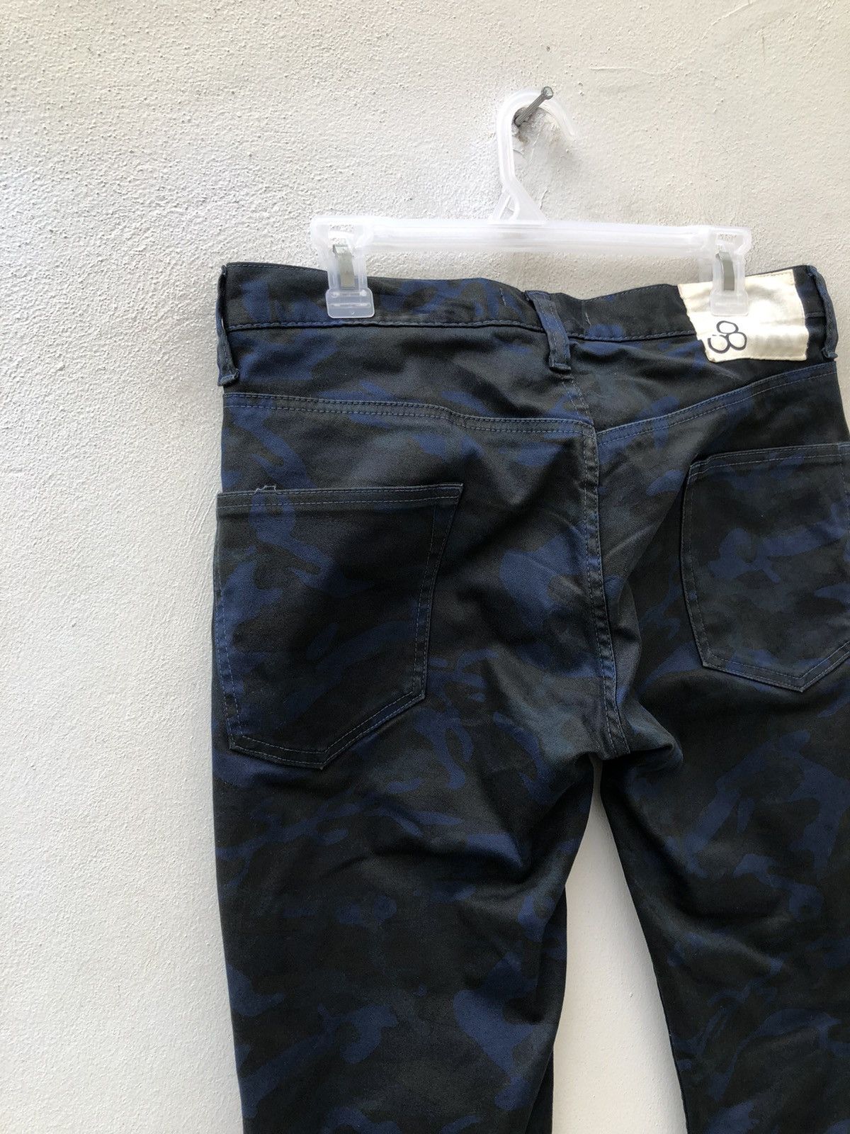 Johnbull Vintage Johnbull Japan Stretch Waxed Camo Cropped Jeans Size US 31 - 16 Thumbnail