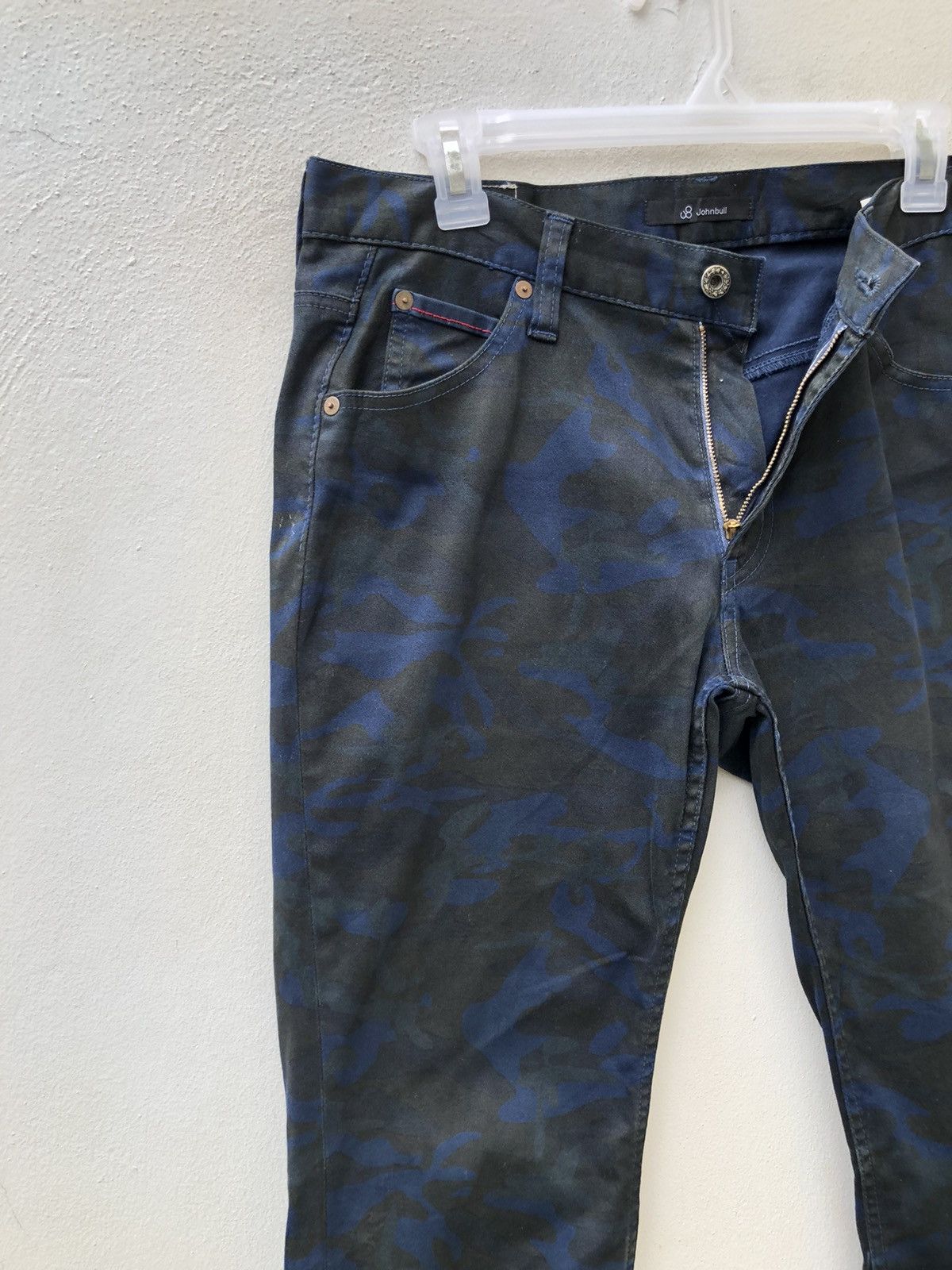 Johnbull Vintage Johnbull Japan Stretch Waxed Camo Cropped Jeans Size US 31 - 9 Thumbnail
