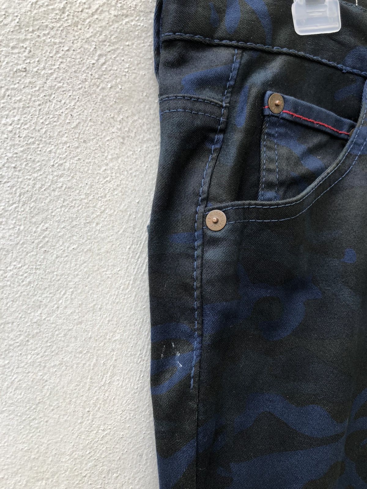 Johnbull Vintage Johnbull Japan Stretch Waxed Camo Cropped Jeans Size US 31 - 7 Thumbnail