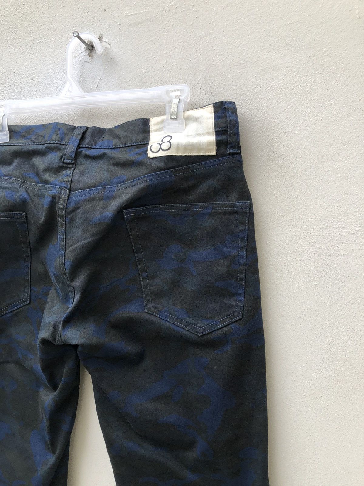 Johnbull Vintage Johnbull Japan Stretch Waxed Camo Cropped Jeans Size US 31 - 18 Thumbnail
