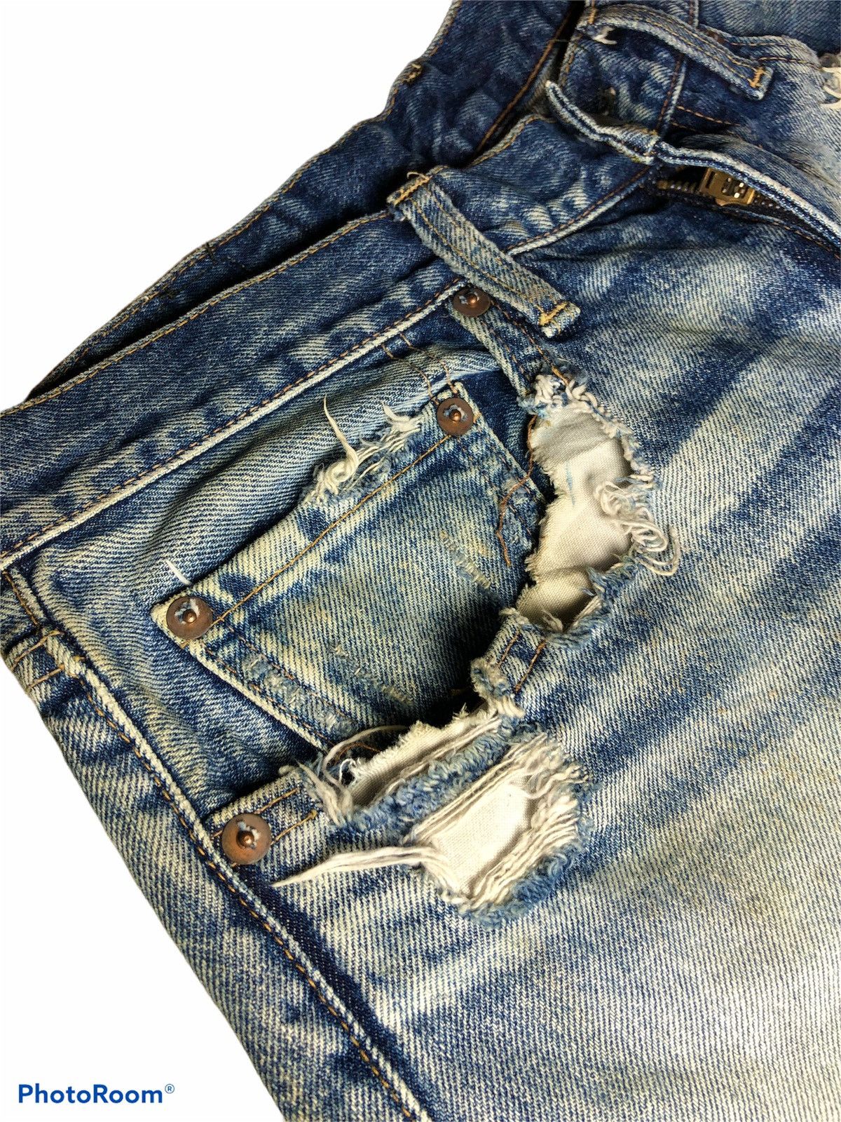 Other THRASHED DISTRESSED DENIM BY RNA Inc Size US 31 - 5 Thumbnail