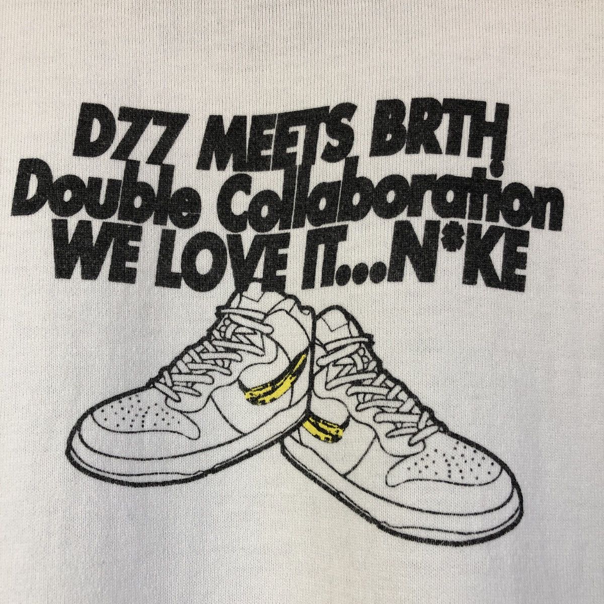 Japanese Brand × Vintage Rare! Dunk Banana Swoosh Just Eat Brth Breath x D77 Tshirt Size US XL / EU 56 / 4 - 9 Thumbnail