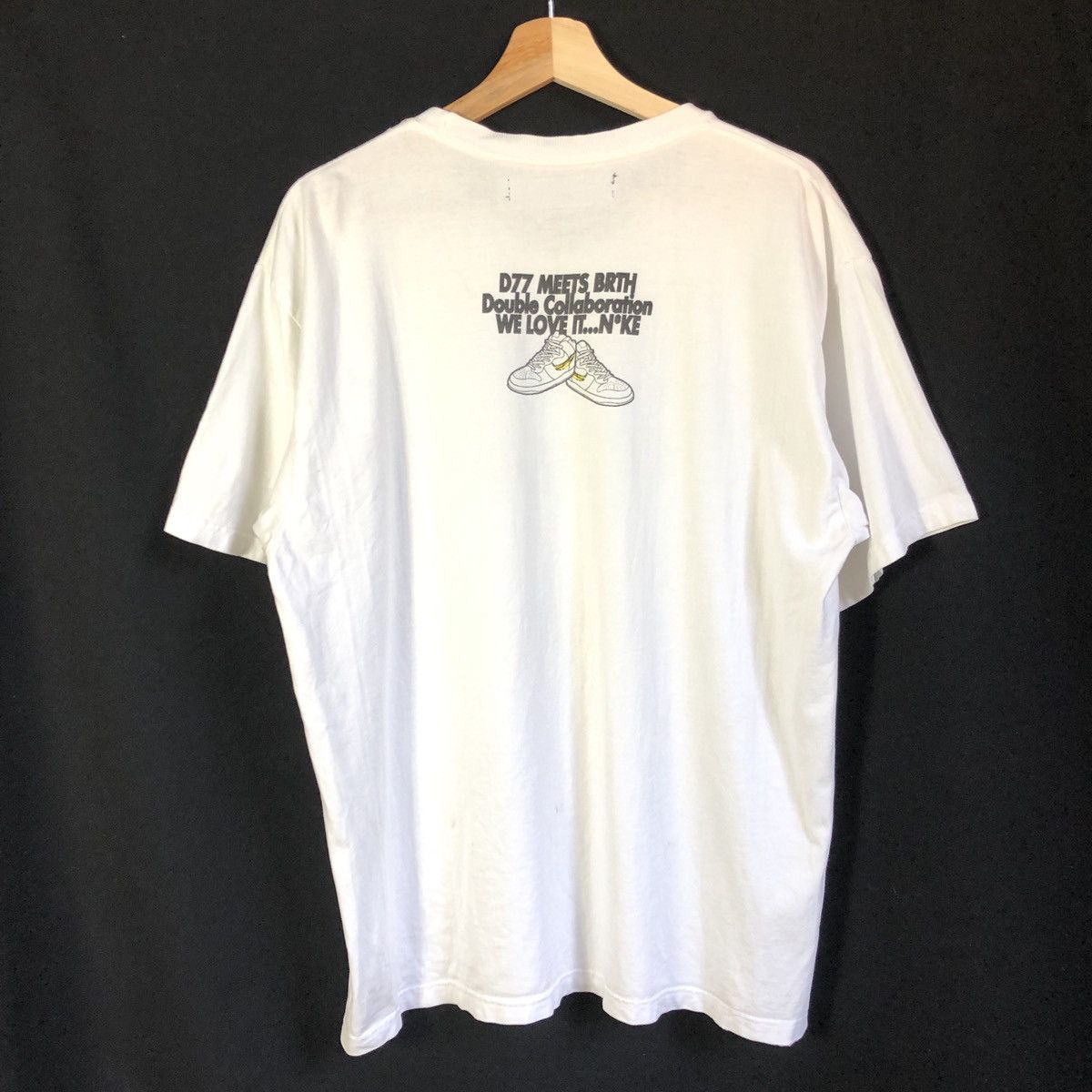 Japanese Brand × Vintage Rare! Dunk Banana Swoosh Just Eat Brth Breath x D77 Tshirt Size US XL / EU 56 / 4 - 3 Thumbnail
