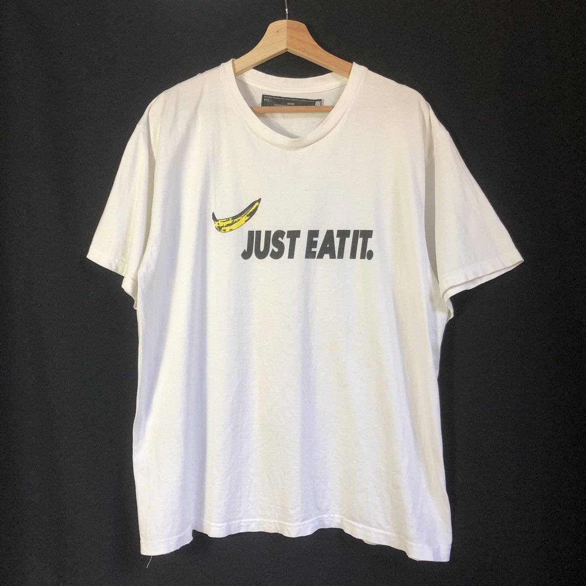 Japanese Brand × Vintage Rare! Dunk Banana Swoosh Just Eat Brth Breath x D77 Tshirt Size US XL / EU 56 / 4 - 1 Thumbnail