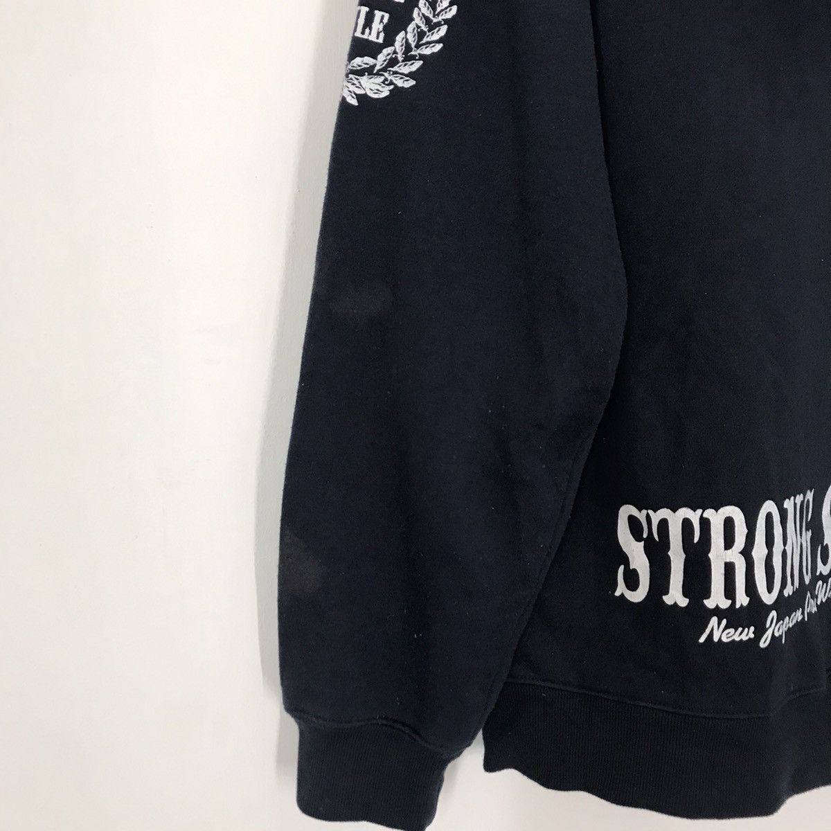 Japanese Brand King of Sport Japan Pro wrestling NJPW Hoodies Size US L / EU 52-54 / 3 - 5 Thumbnail