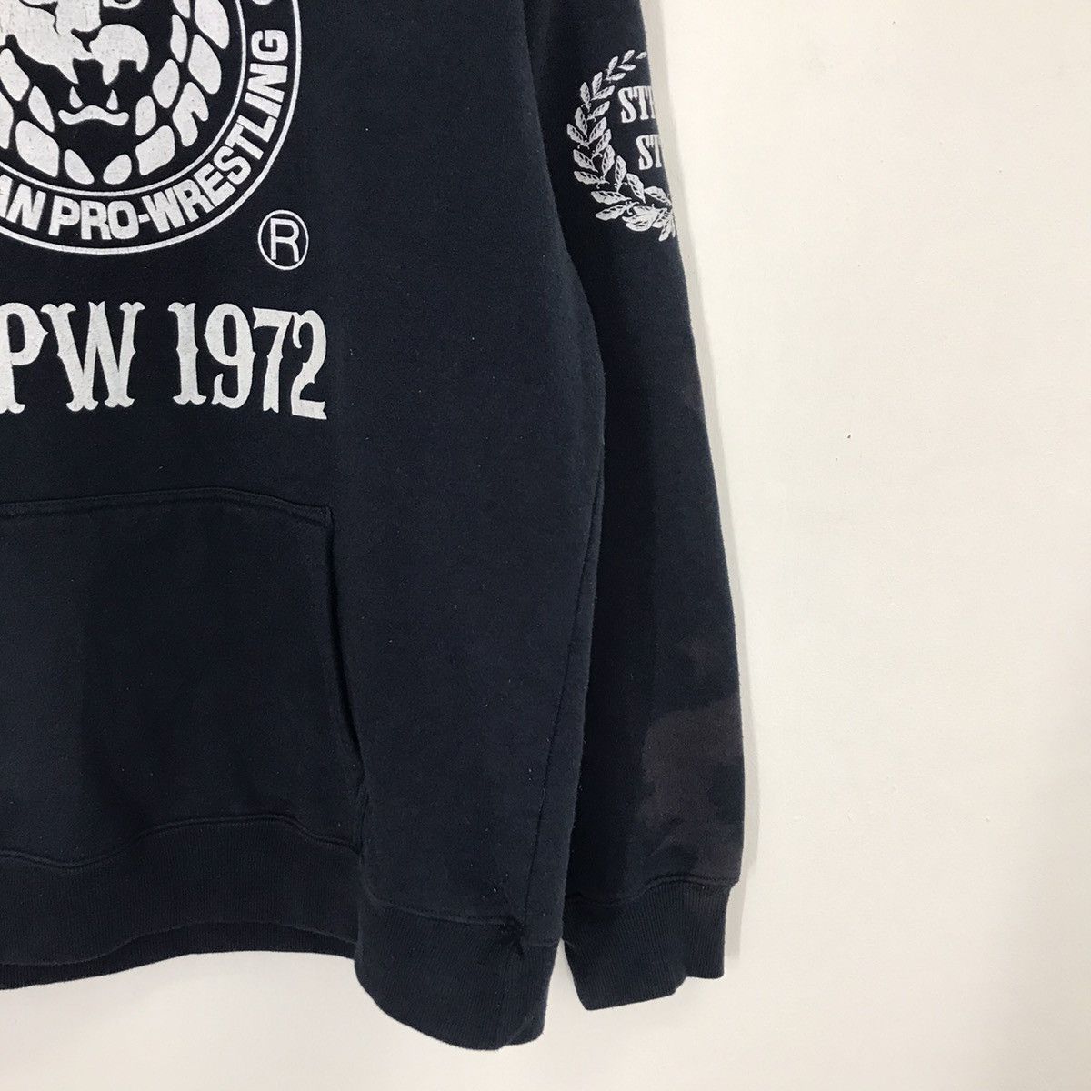 Japanese Brand King of Sport Japan Pro wrestling NJPW Hoodies Size US L / EU 52-54 / 3 - 3 Thumbnail