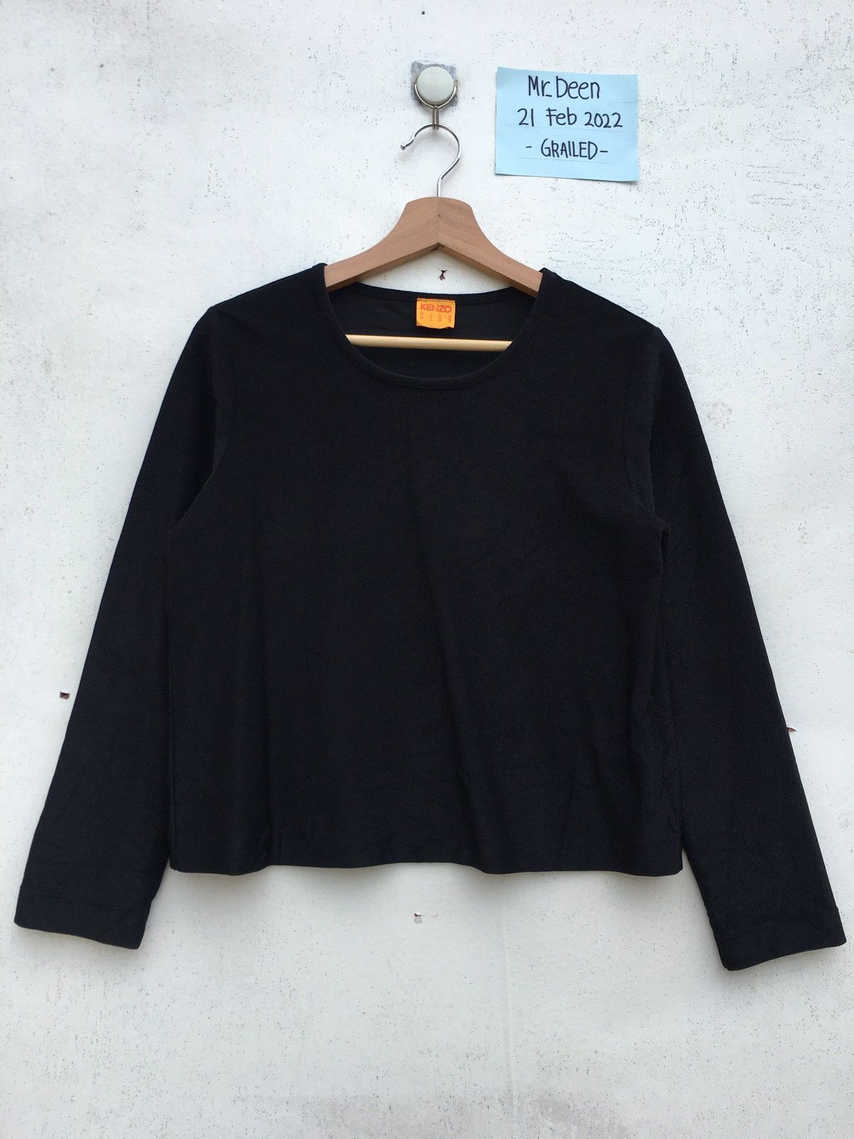 Kenzo Rare Kenzo Plain Cropped Top Longsleeve Shirt Size US S / EU 44-46 / 1 - 1 Thumbnail