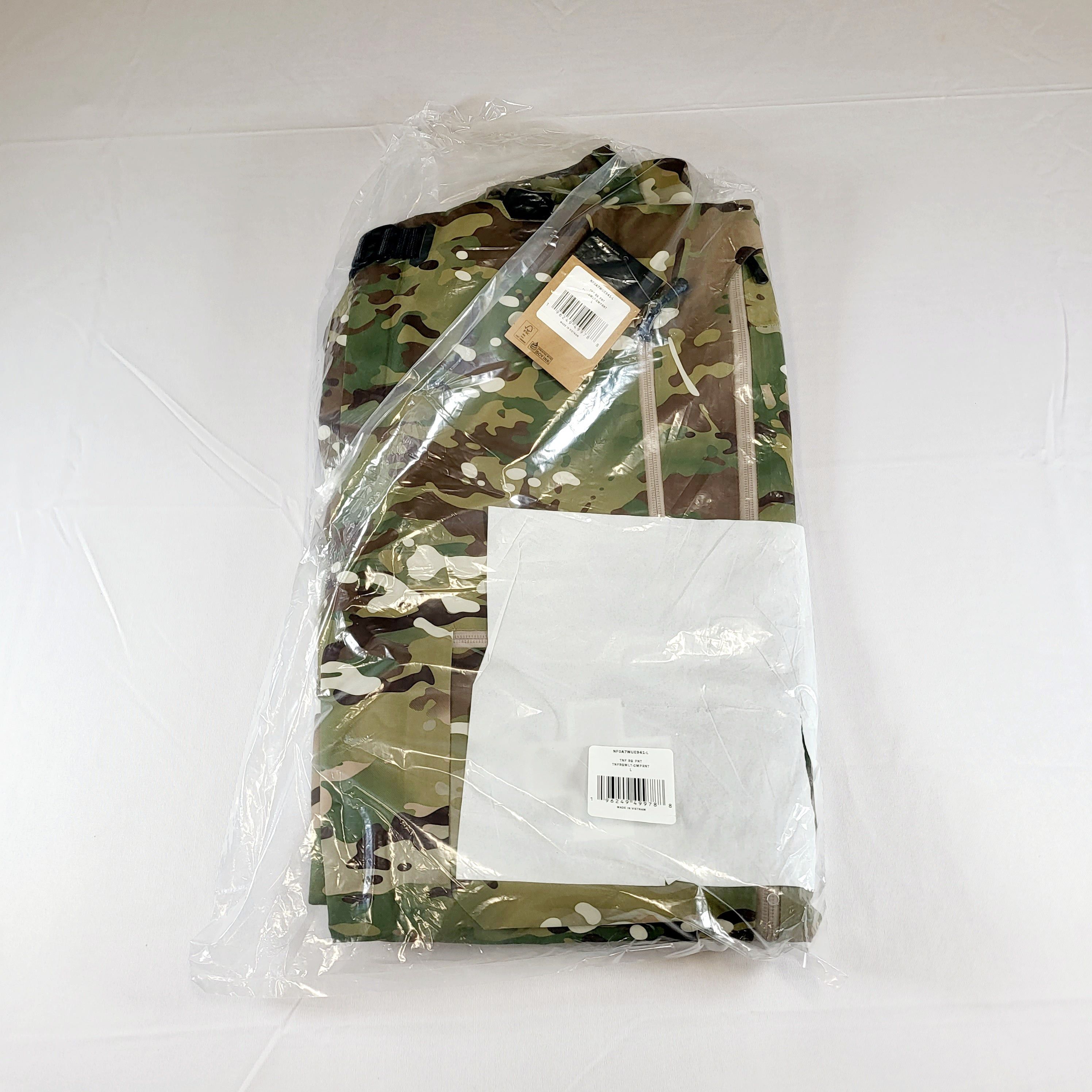 Supreme × The North Face Supreme /North Face Summit Series