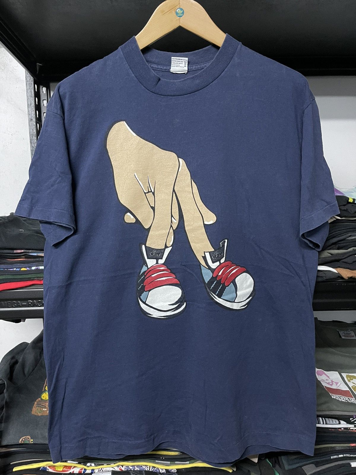 Girl Skateboards Vintage 90s Ripe Skateboard Single Stitch Tee Size US L / EU 52-54 / 3 - 1 Thumbnail