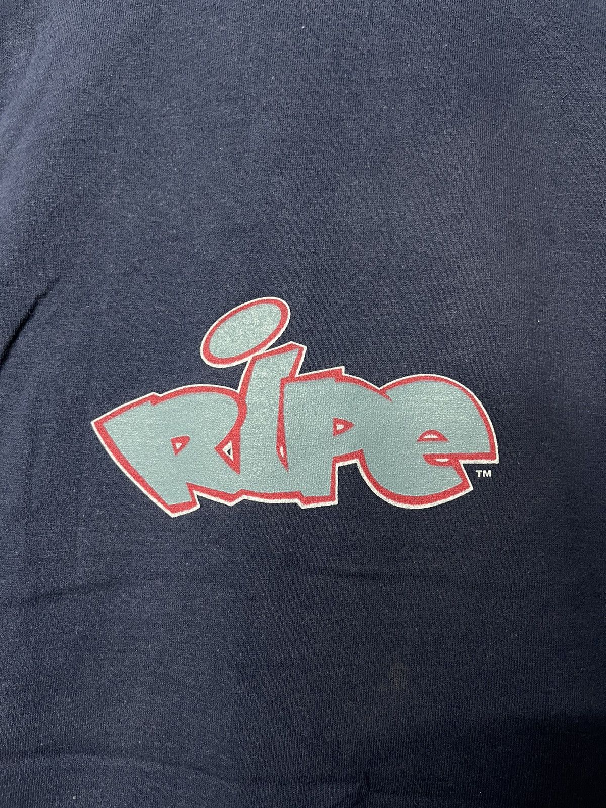 Girl Skateboards Vintage 90s Ripe Skateboard Single Stitch Tee Size US L / EU 52-54 / 3 - 7 Thumbnail