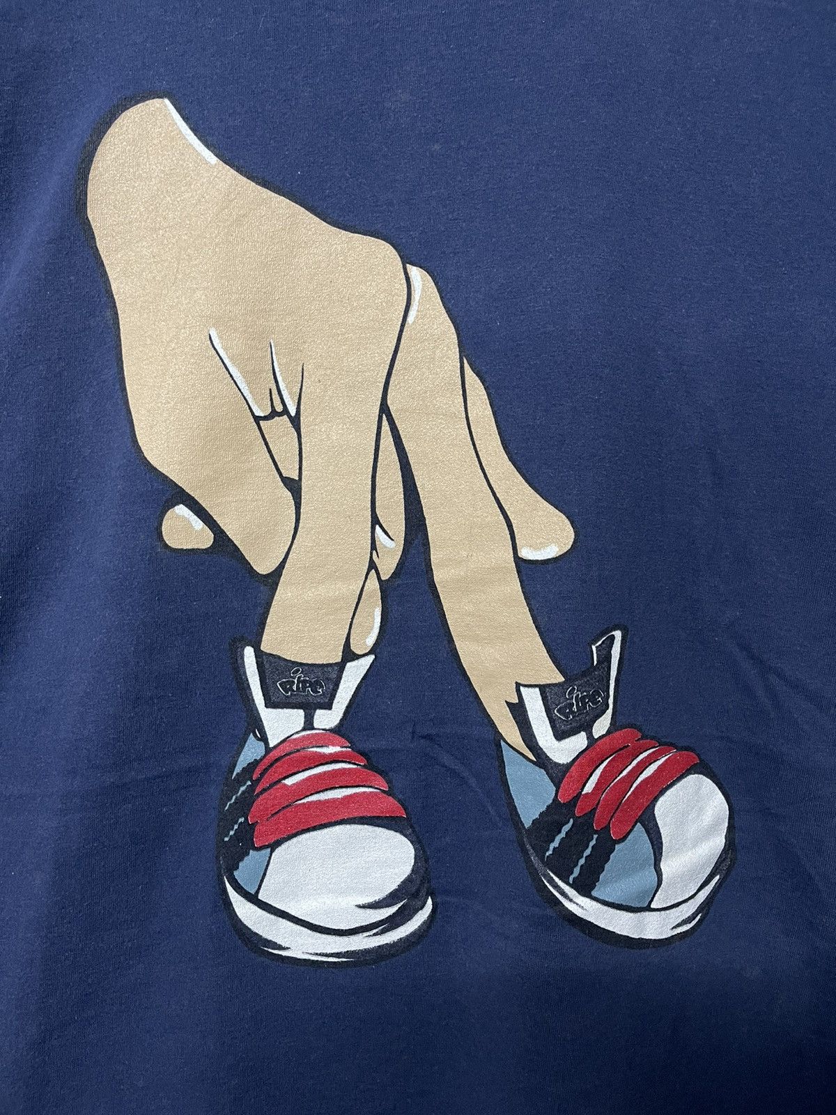 Girl Skateboards Vintage 90s Ripe Skateboard Single Stitch Tee Size US L / EU 52-54 / 3 - 2 Thumbnail