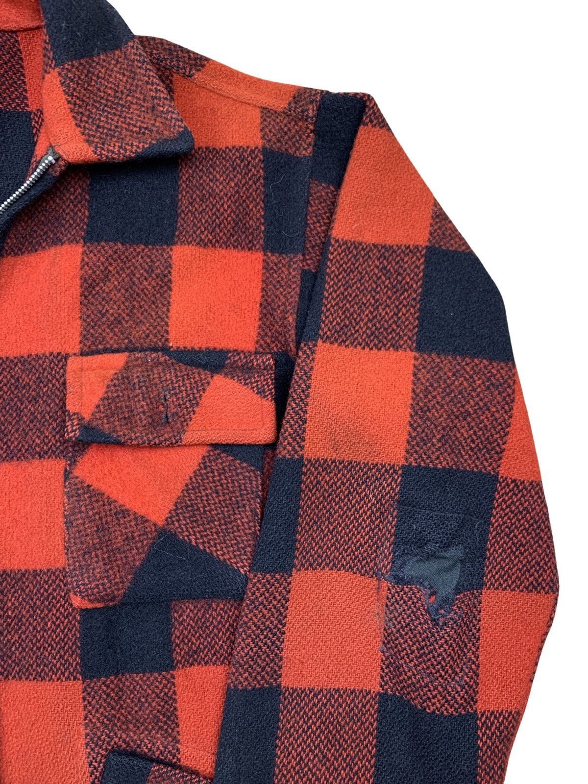Vintage Vintage 50s Woolrich Mackinaw Red Plaid Wool Hunting Jacket Size US L / EU 52-54 / 3 - 3 Thumbnail