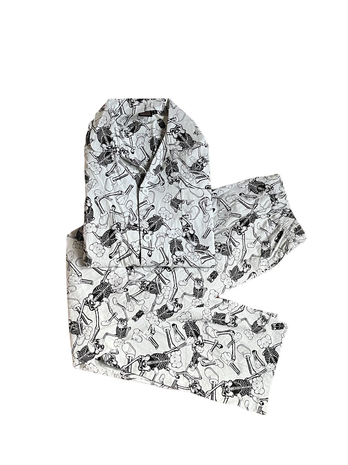 Infinite Archives × Kaws Kaws x Infinite Archive Skeleton Pattern 