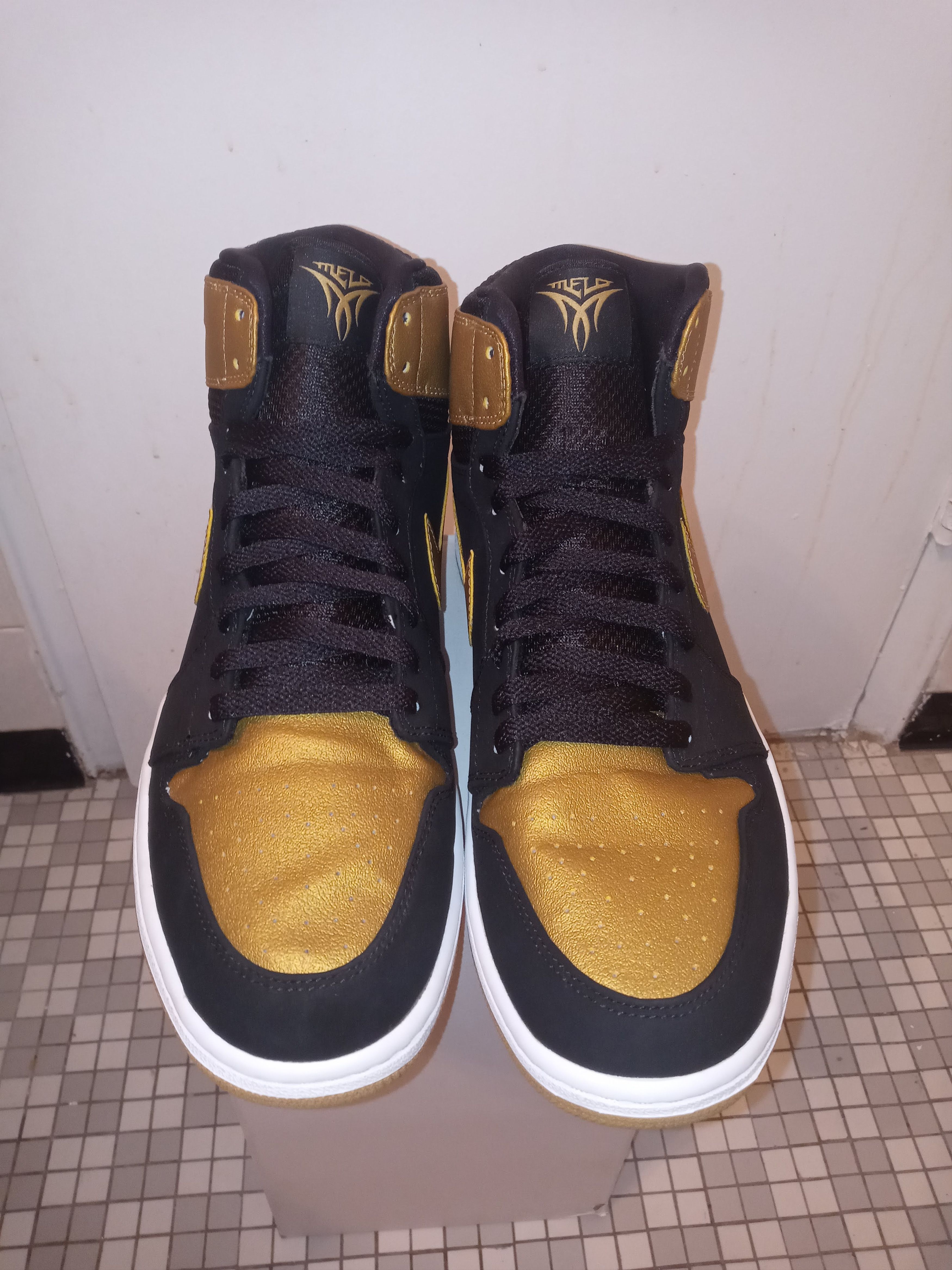 AIR JORDAN RETRO HIGH 'MELO'