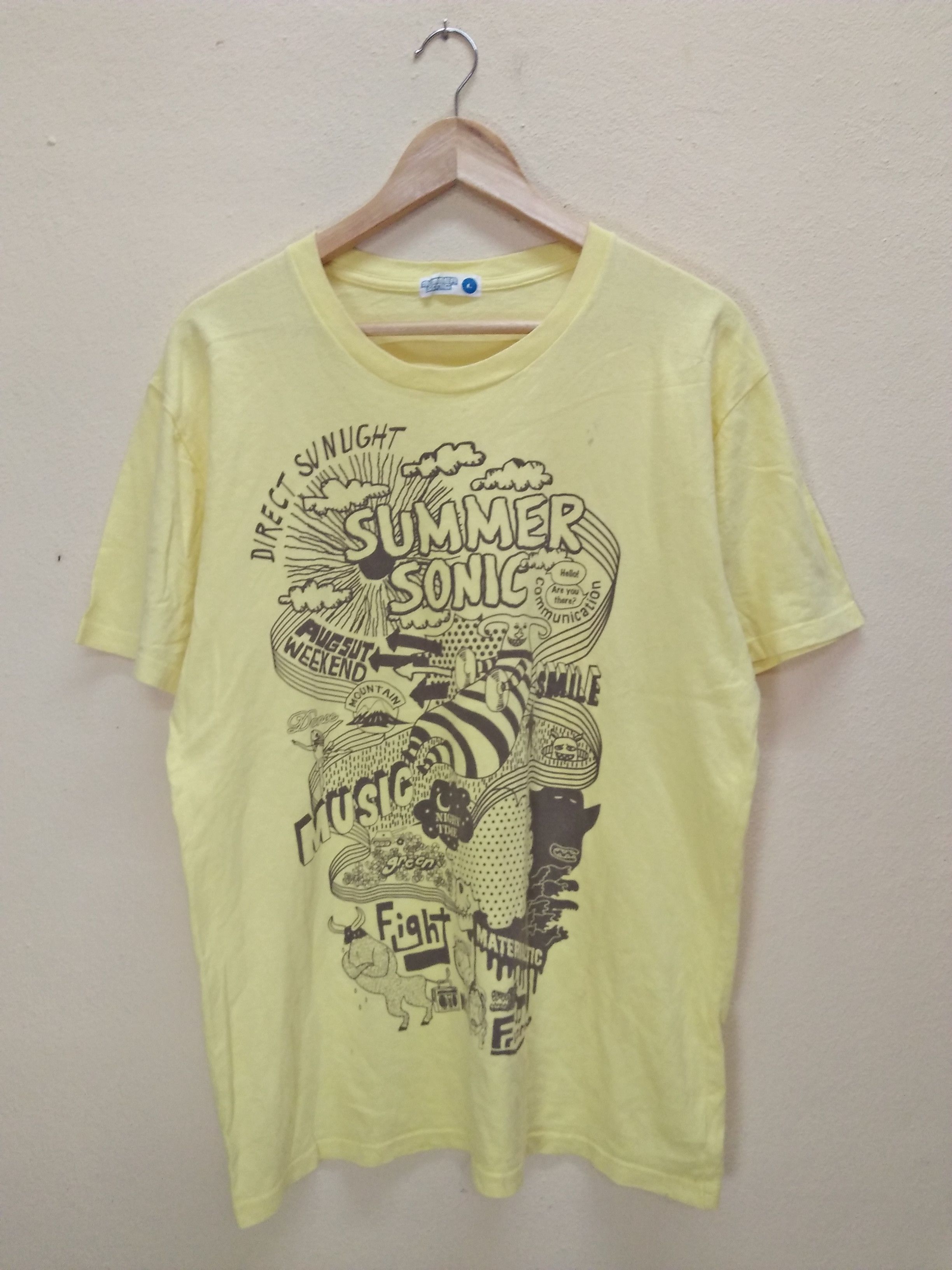 Band Tees SUMMER SONIC FESTIVAL 2011 Big Graphic Yellow Tee Size US L / EU 52-54 / 3 - 1 Thumbnail