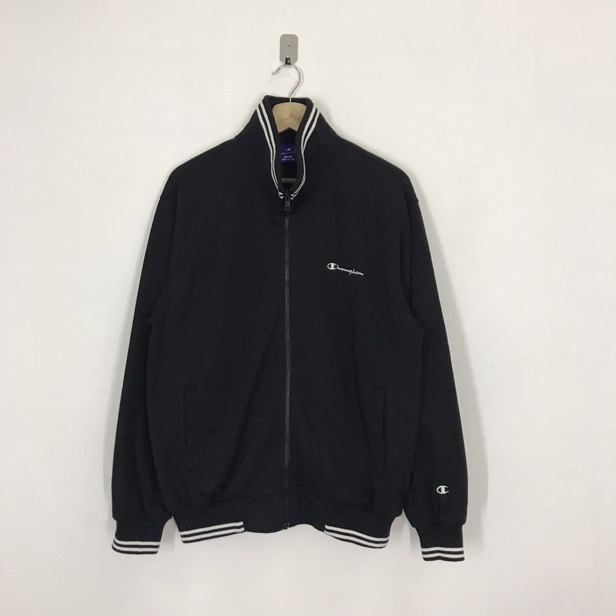 Champion ⚡️Champion Black zippier Jacket Size US L / EU 52-54 / 3 - 1 Thumbnail