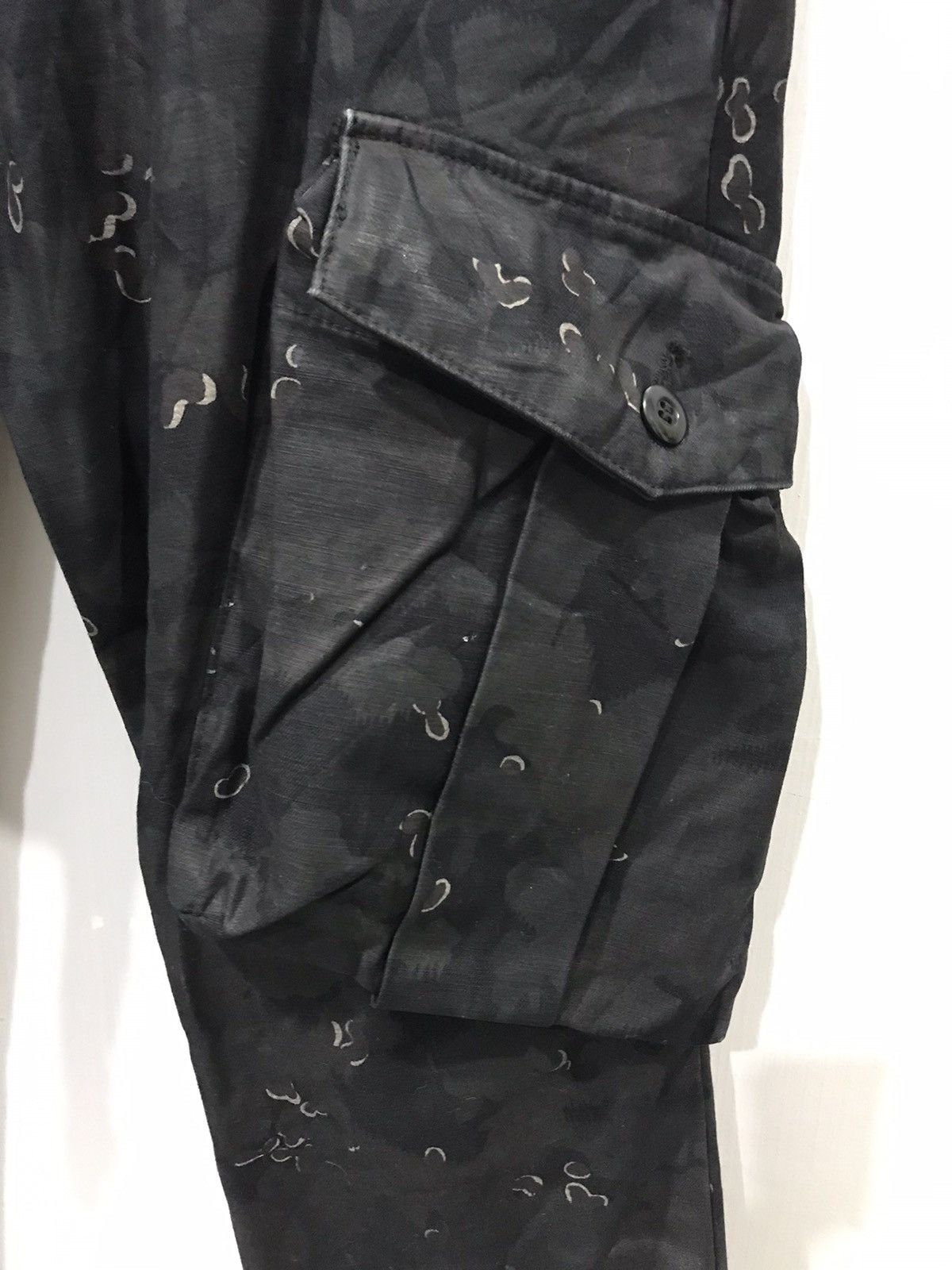 Designer × Japanese Brand AG WAREHOUSE Japan Designer Floral Full Print Cargo Pant Size US 33 - 4 Thumbnail