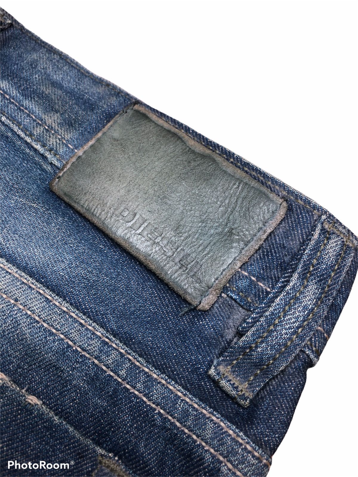 Diesel DIESEL VIKER REGULAR STRAIGHT DENIM Size US 31 - 9 Thumbnail
