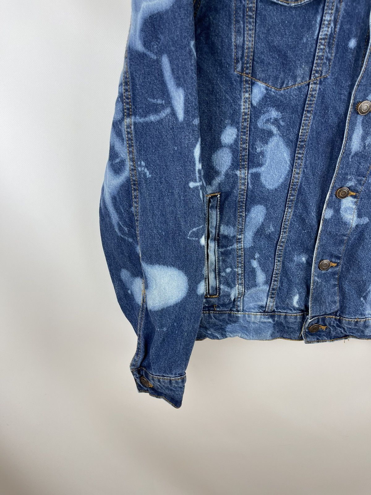 Other Primark Printed blink 182 style denim jacket bleach Size US XL / EU 56 / 4 - 6 Thumbnail