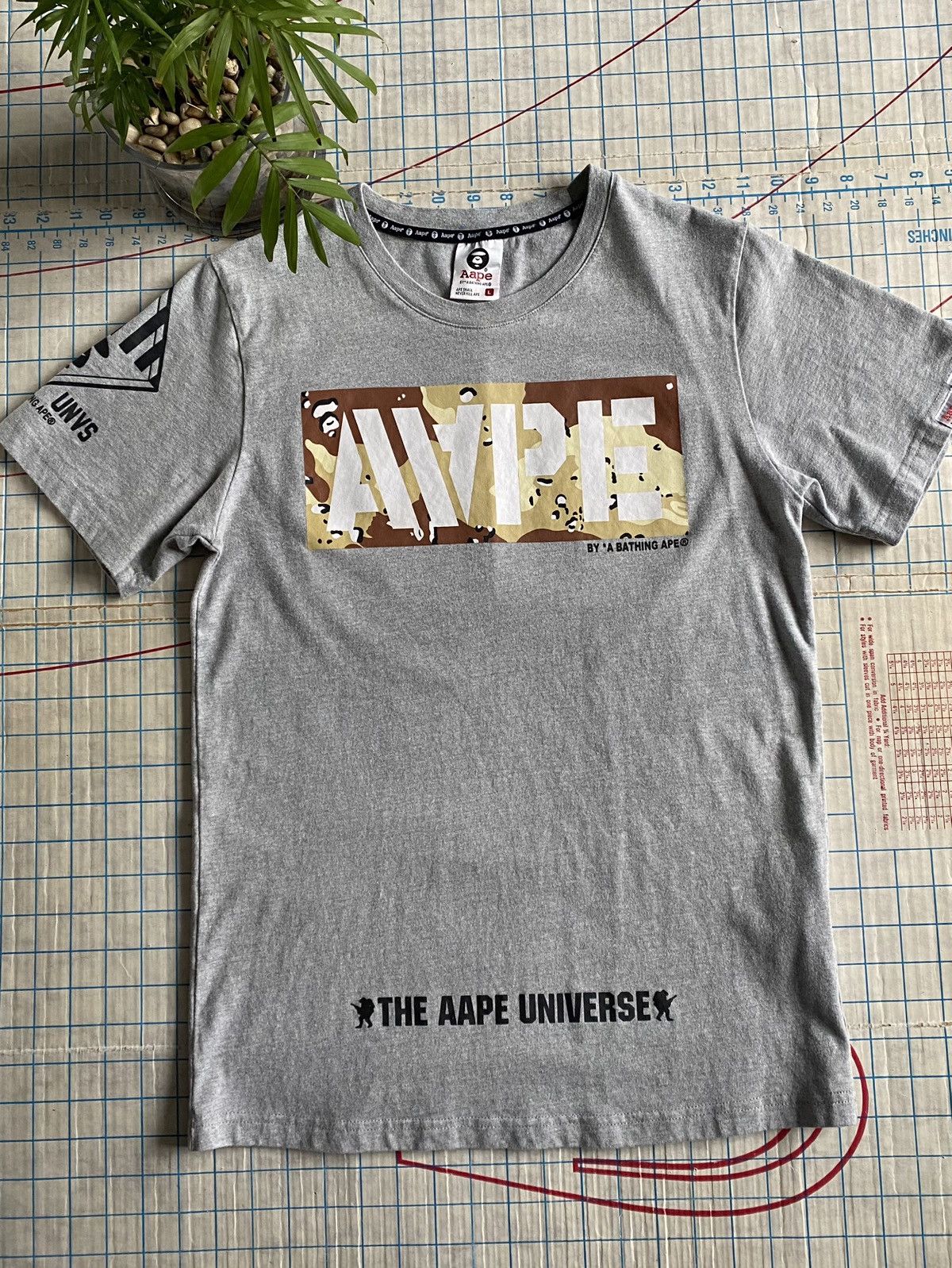 Aape Aape Graphic Tee The Aape Universe Grey Fits Small Size US S / EU 44-46 / 1 - 1 Thumbnail