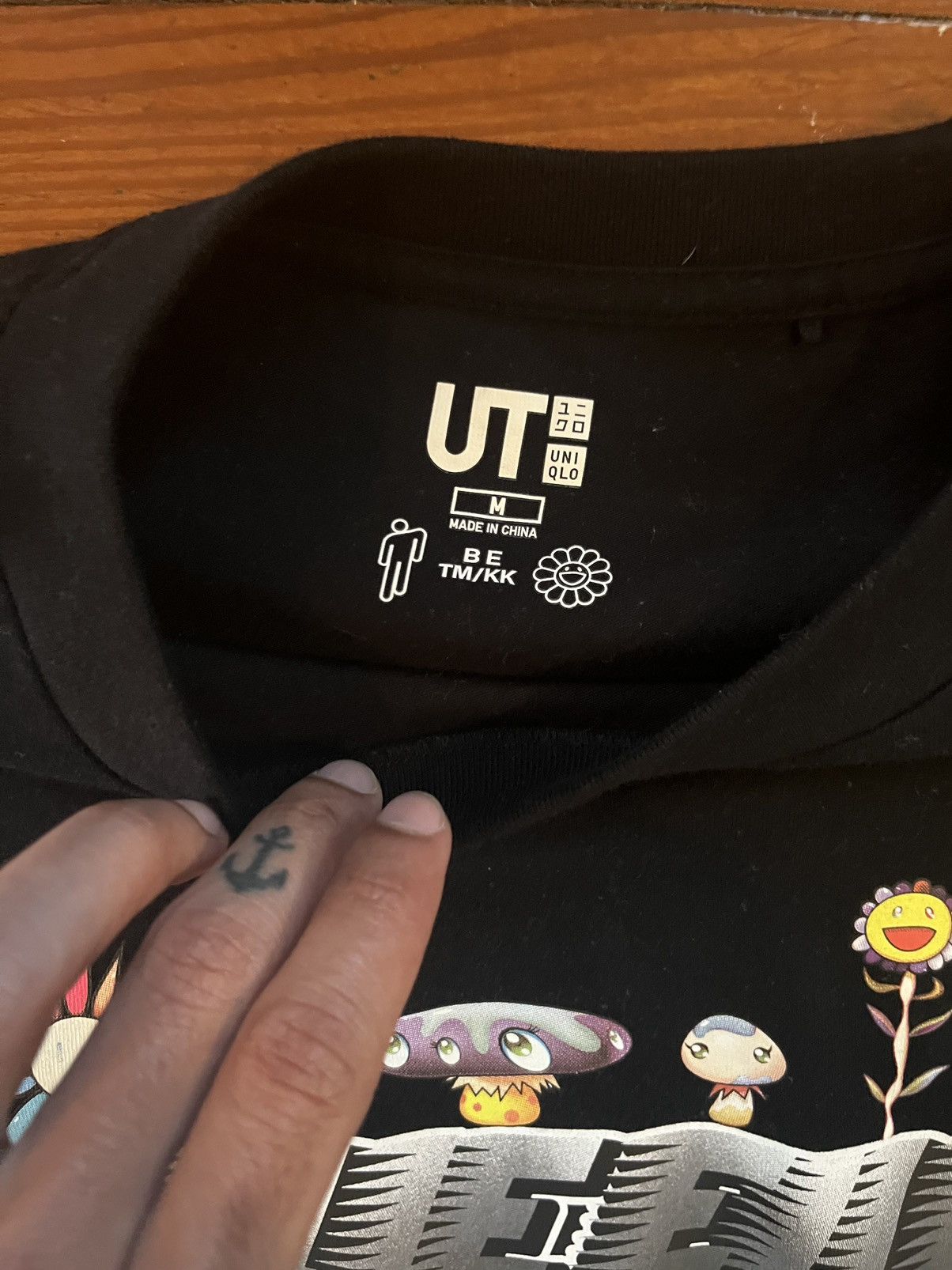 Uniqlo Billie Eilish X Takashi Murakami X Uniqlo T-Shirt Size US M / EU 48-50 / 2 - 3 Thumbnail