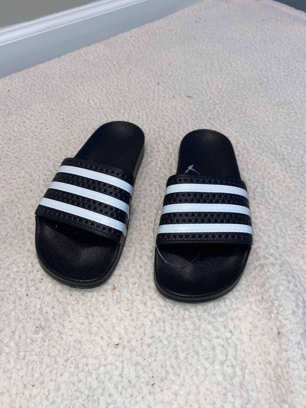 Adidas Adidas adilette comfort slides J size 7 Grailed