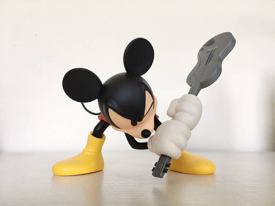 Mickey Mouse Vinyl Collectible Mickey Mouse Smashing Guitar Size ONE SIZE - 1 Preview