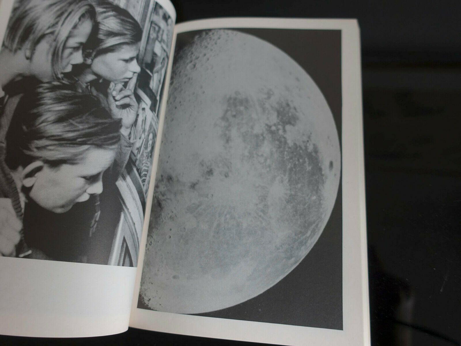 Other VOYEUR by Hans-Peter Feldmann 2nd print run ART Size ONE SIZE - 5 Thumbnail