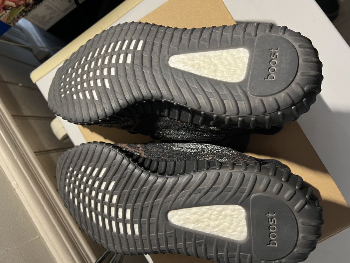 Adidas Yeezy Boost 350 v2 MX Rock Size US 11.5 / EU 44-45 - 2 Thumbnail