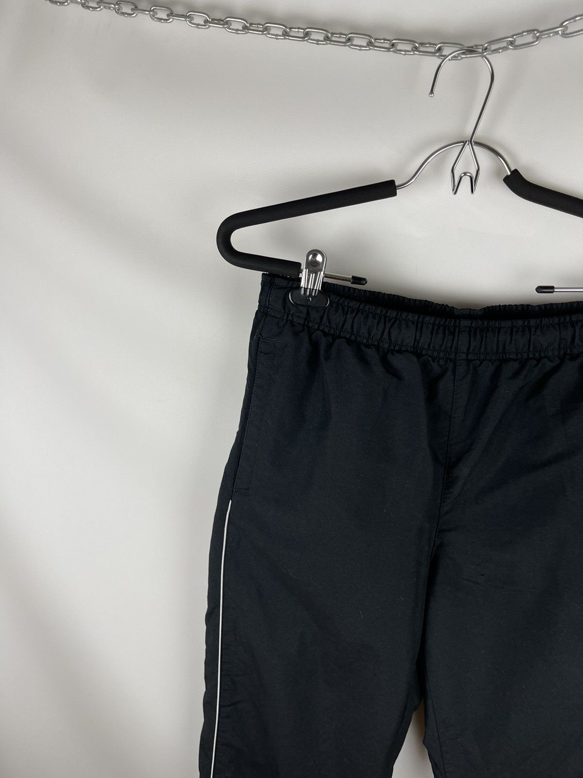 Nike Nike vintage y2k black swoosh embroidered logo track pants Size US 30 / EU 46 - 2 Thumbnail