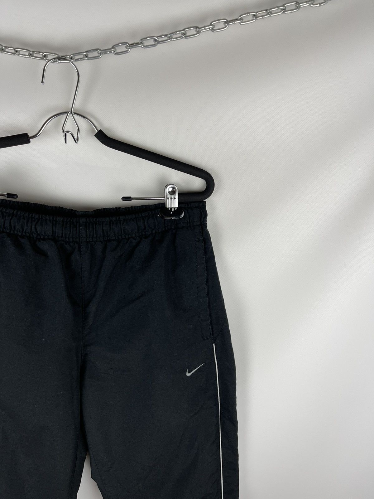 Nike Nike vintage y2k black swoosh embroidered logo track pants Size US 30 / EU 46 - 3 Thumbnail
