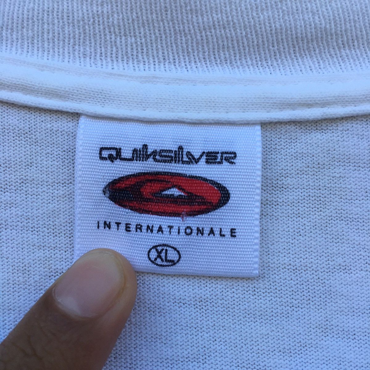 Quiksilver Vintage 90s QUIKSILVER SURF BOARD BIG LOGO T-shirt Size US XL / EU 56 / 4 - 9 Thumbnail