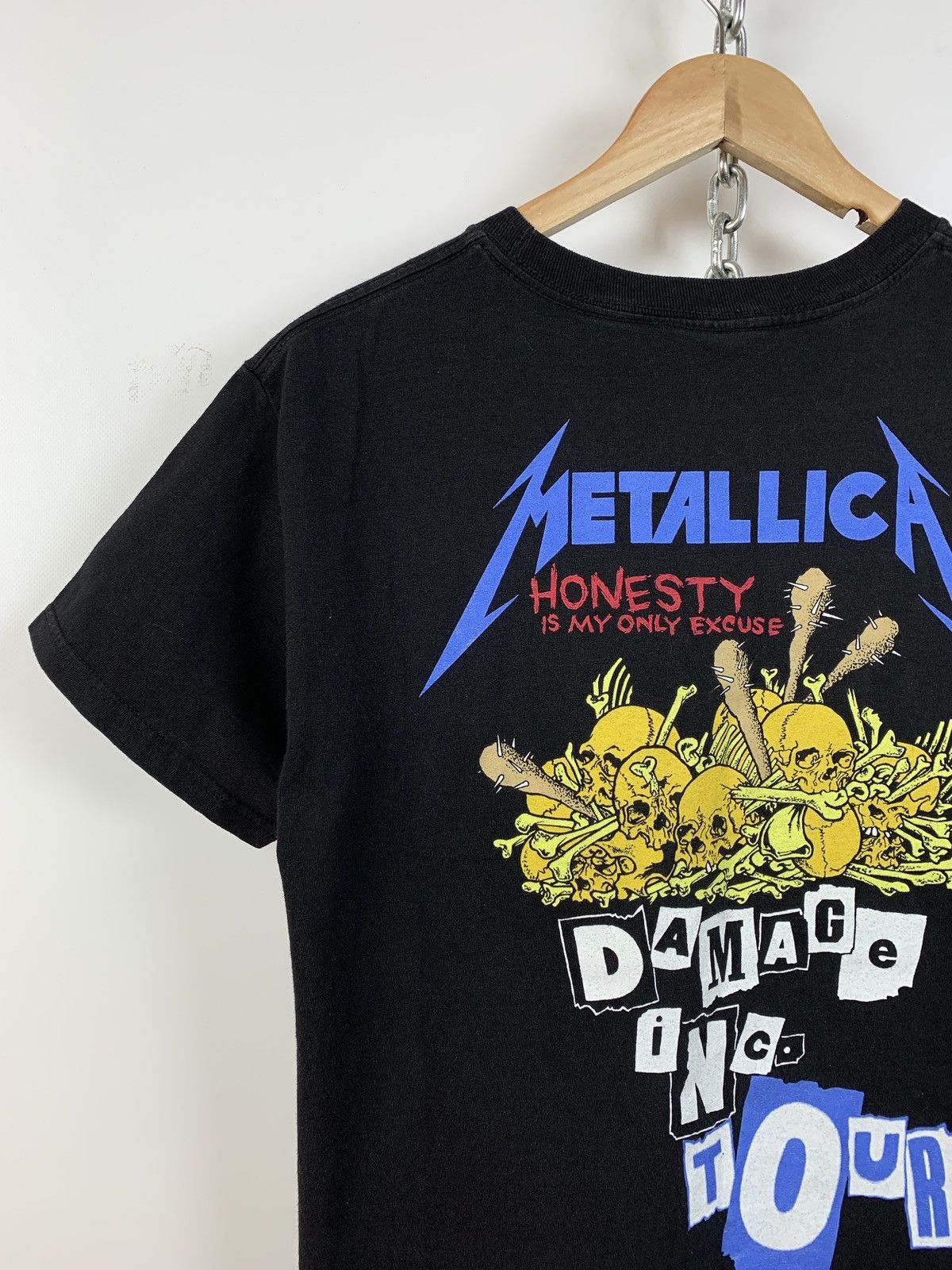 Band Tees 2007 Vintage Metallica Damage Inc Tour Band T-Shirt Size US S / EU 44-46 / 1 - 4 Thumbnail